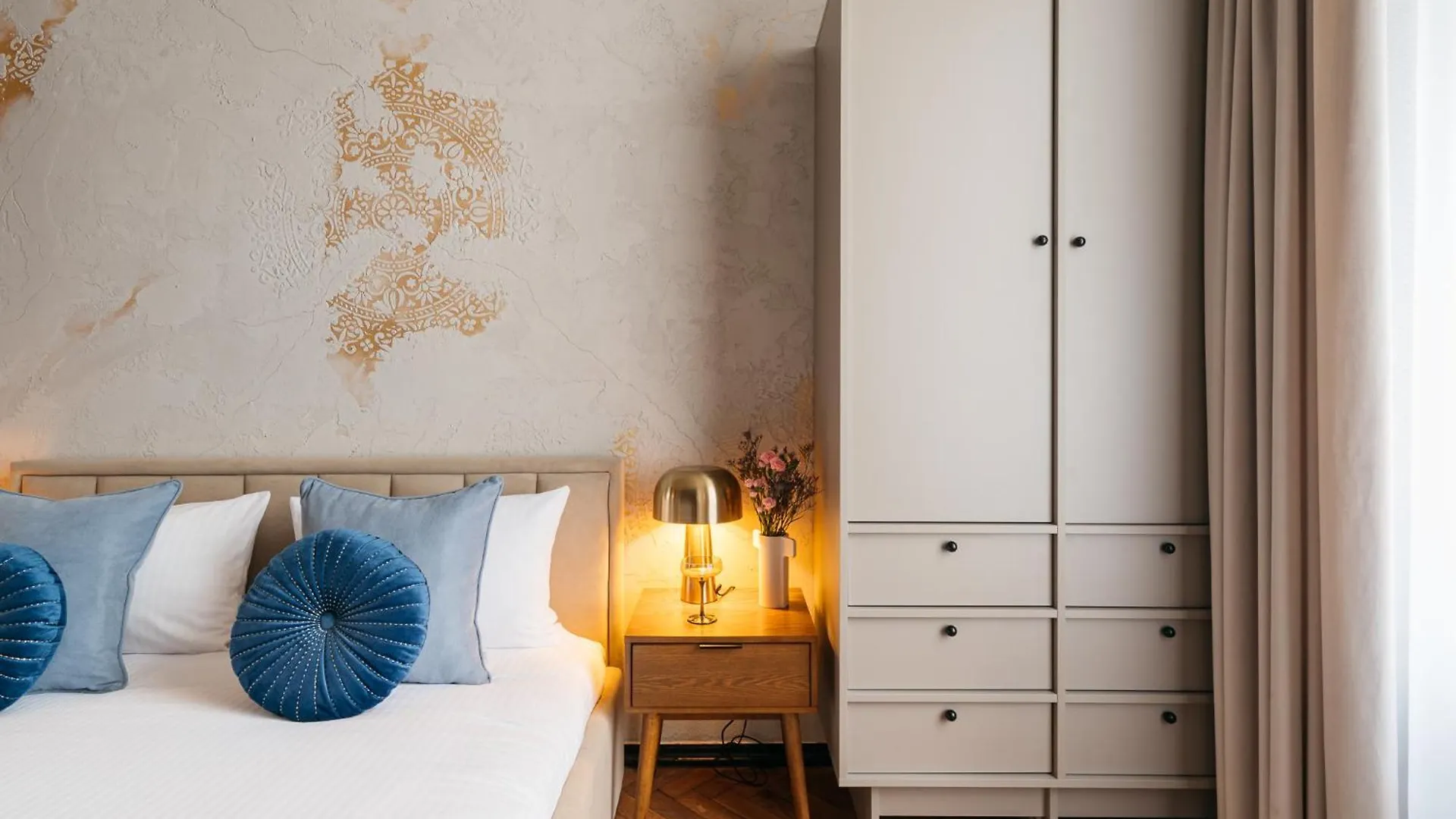 Moonlight II Apartment - Loftaffair Krakow Poland